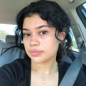 Meet your Posher, Kassandra